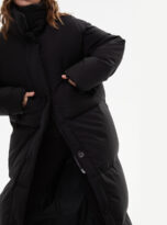 iconic_oversize_long_down_coat_with_a_hood_7